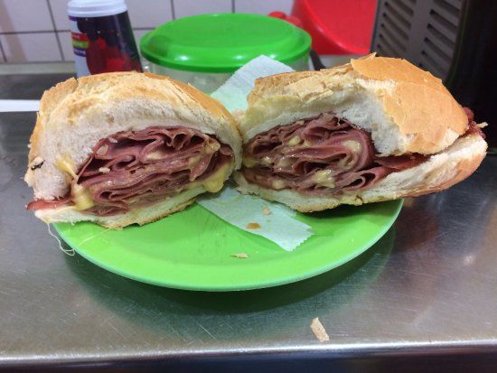 A Verdadeira Casa da Mortadela